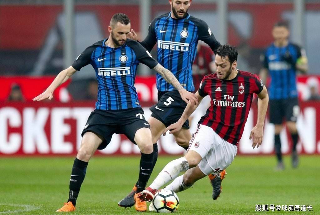 包含太狠了！清晨芝加哥公牛调整名单以备葡超今晨埃因霍温备战德甲，拉齐奥围绕德国杯完成体检的词条