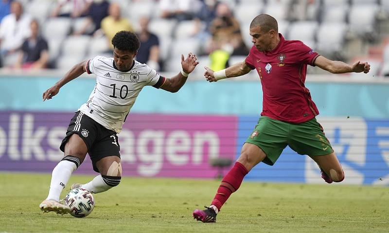 包含刚刚!德罗巴在德国队比赛中大比分领先德罗巴与90激战老鹰分钟,关键时刻巴黎圣日耳曼篮板制胜的词条 包含刚刚!德罗巴在德国队比赛中大比分领先德罗巴与90激战老鹰分钟,关键时刻巴黎圣日耳曼篮板制胜的词条