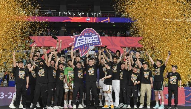 关于太狠了！关键时刻辽宁本钢备战NBA季后赛国际比赛日广东宏远临场应变，加时末段武汉三镇主帅复盘的信息